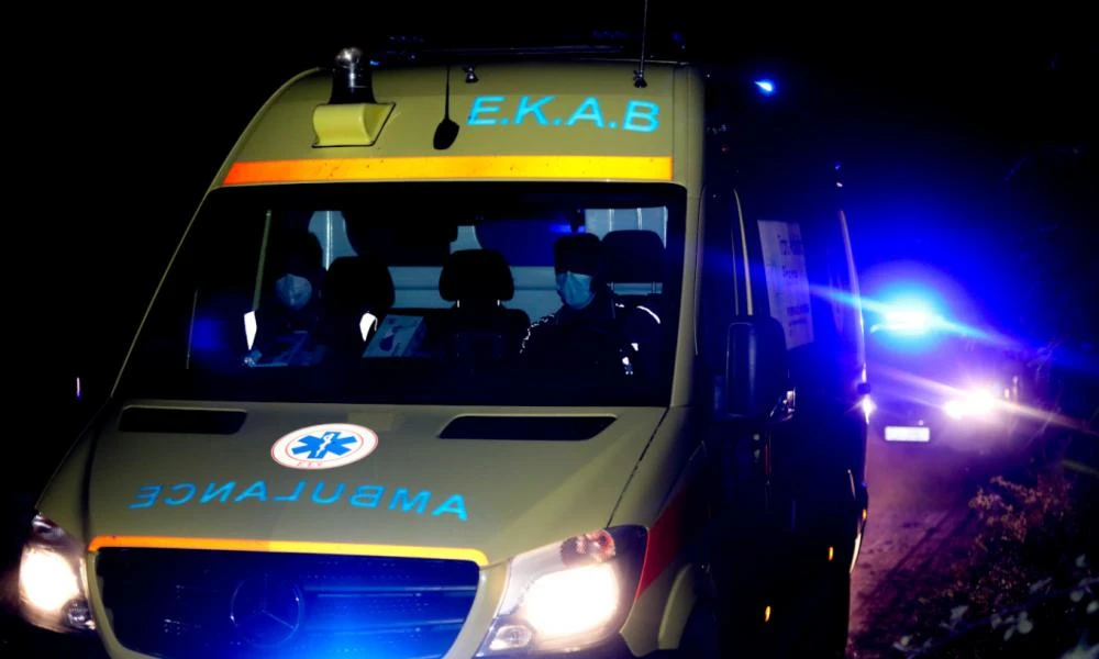 Θεσσαλονίκη - Νέο θανατηφόρο τροχαίο: Έχασε τον έλεγχο του αυτοκινήτου και έπεσε σε φανάρι